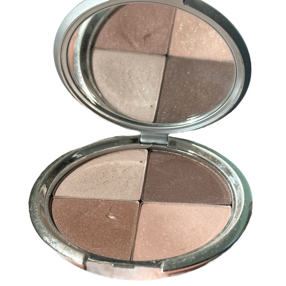 Makeup bundle - Picture 4 of 6